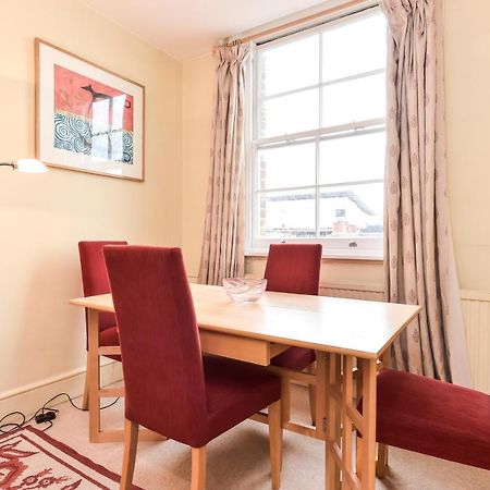 Appartamento Smart Flat Near Pimlico Tube Londra Esterno foto