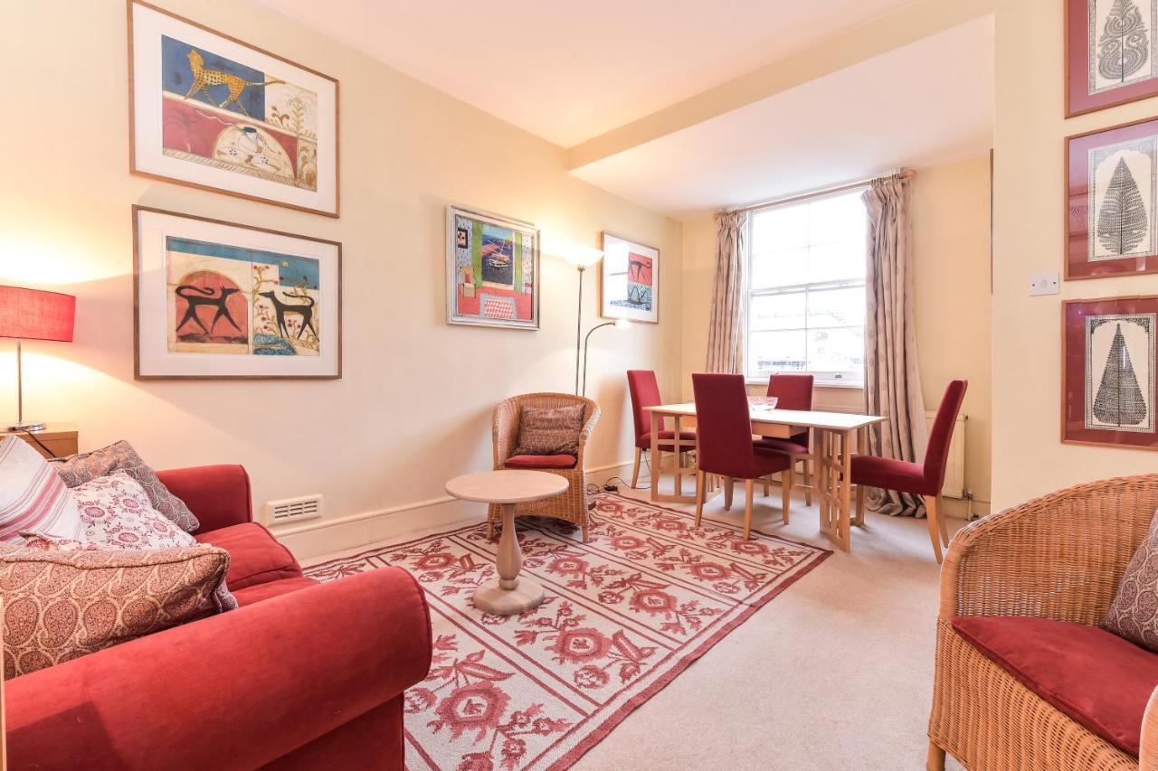 Appartamento Smart Flat Near Pimlico Tube Londra Esterno foto