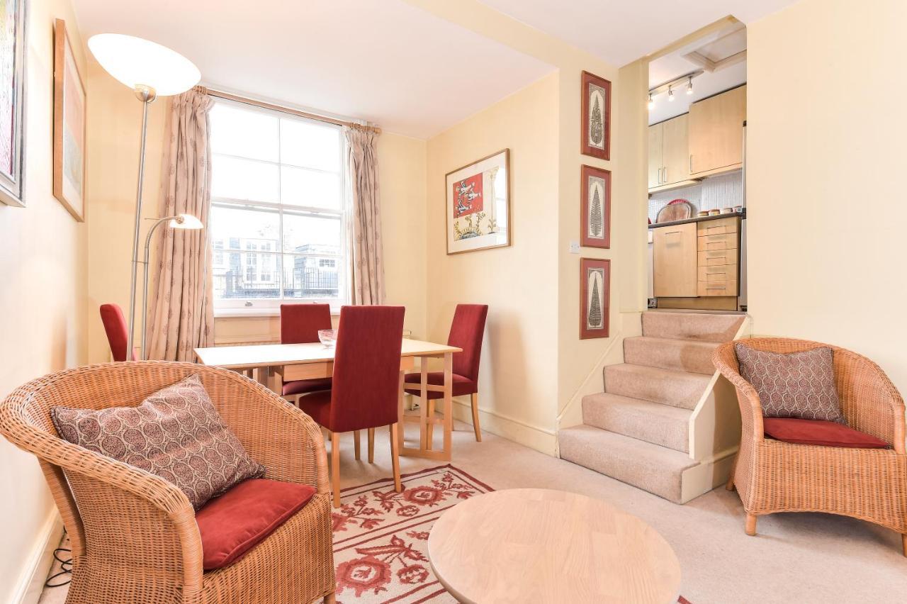 Appartamento Smart Flat Near Pimlico Tube Londra Esterno foto