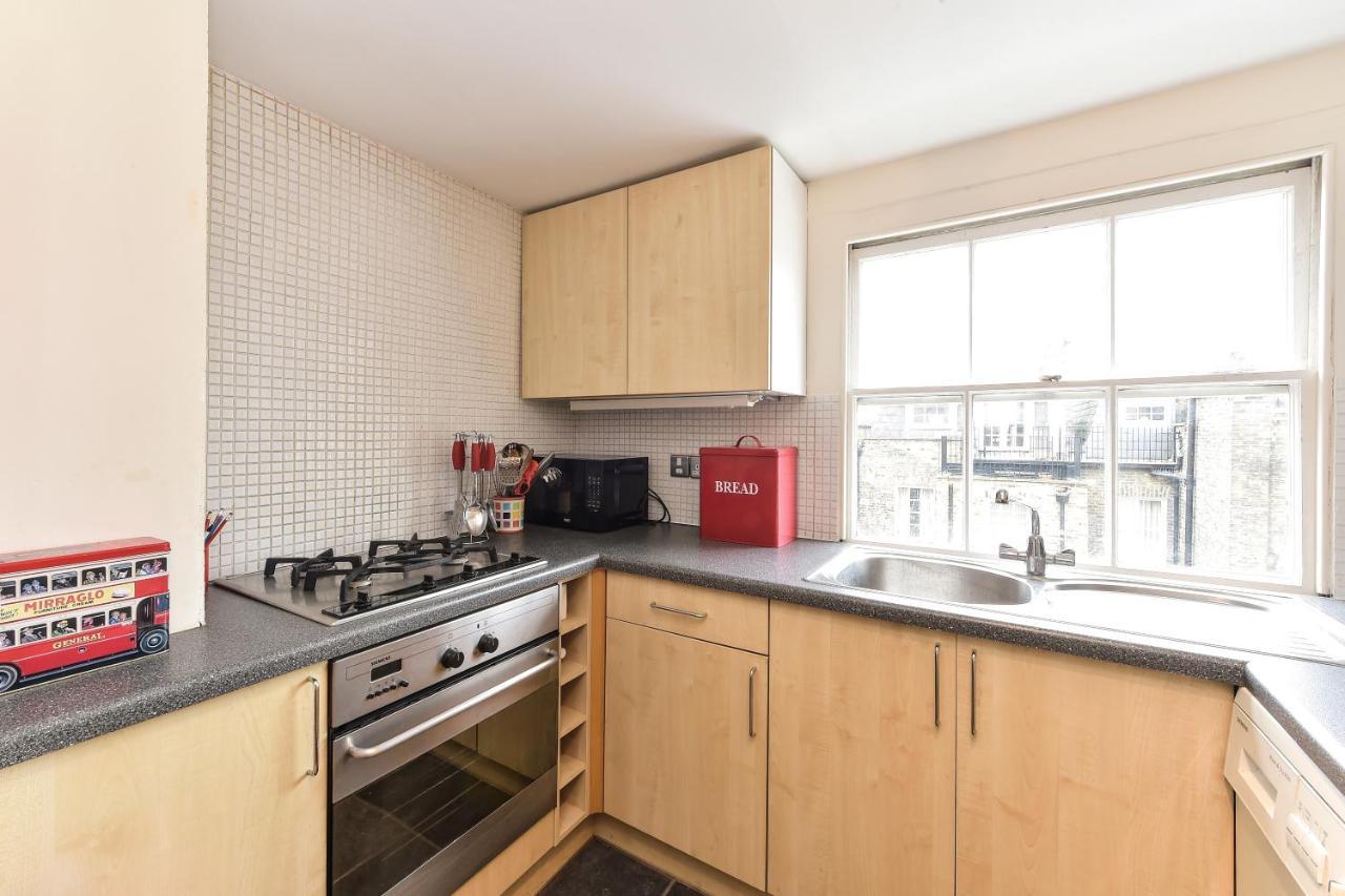 Appartamento Smart Flat Near Pimlico Tube Londra Esterno foto