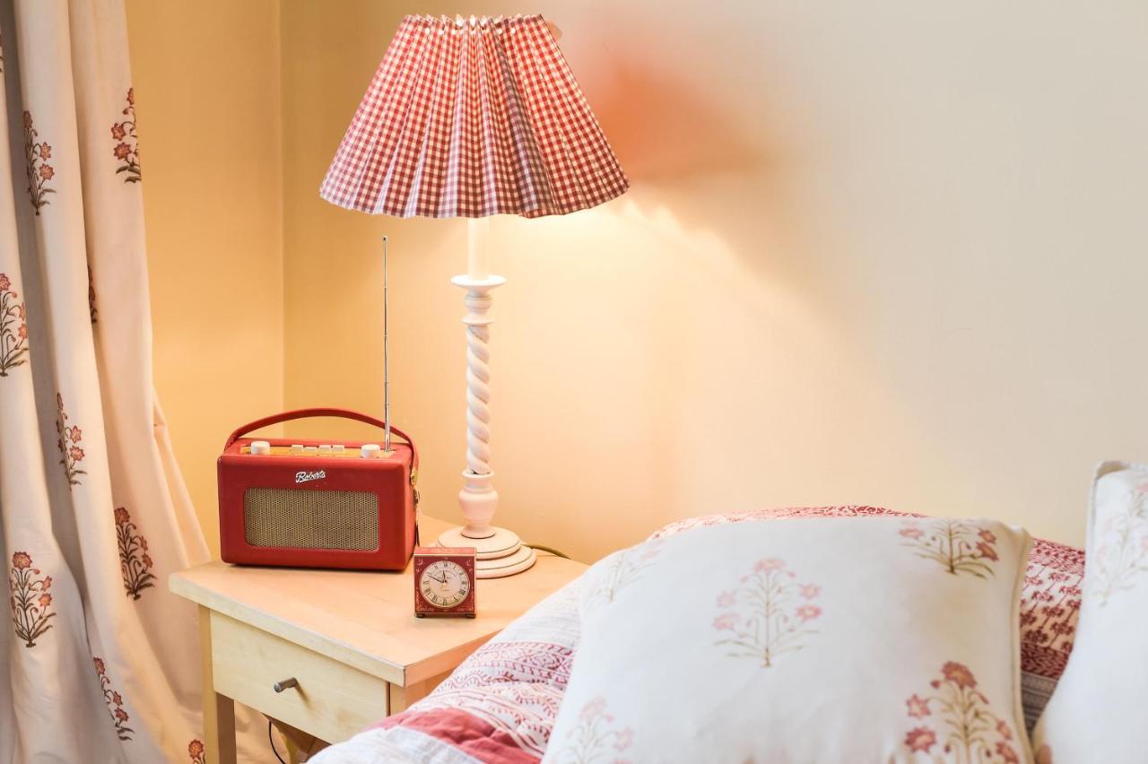 Appartamento Smart Flat Near Pimlico Tube Londra Esterno foto